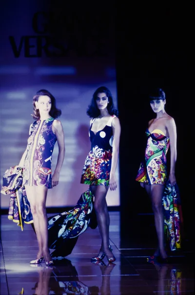 Look 16